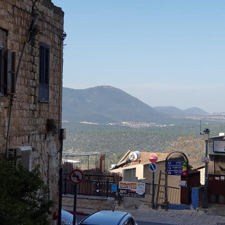 דירת נופש בוטיק - נוף לרבי שמעון Apartment Safed Exterior foto